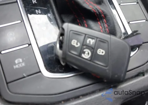 2019 Volkswagen Jetta Gli 2.0T 35Th Anniversary Edition/2.0T Autobahn/2.0T S from USA, damaged, VIN 3VW6T7BU3KM176970